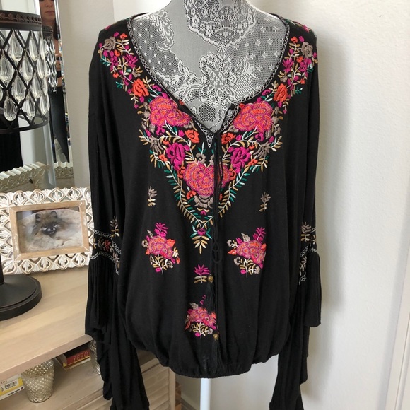 Free People batwing peasant top - Picture 2 of 9